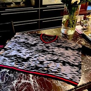 Joseph A extra large big top sweater made of rayon nylon and polyester like new